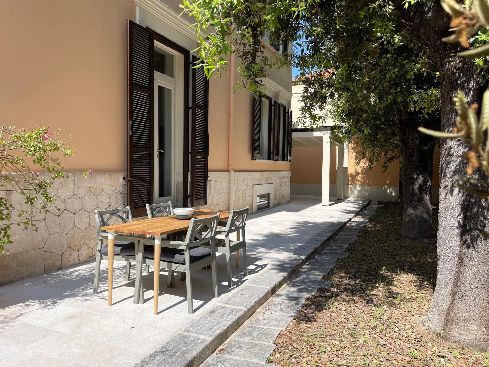 Palazzo Pitagora Hotel Taranto Exterior foto