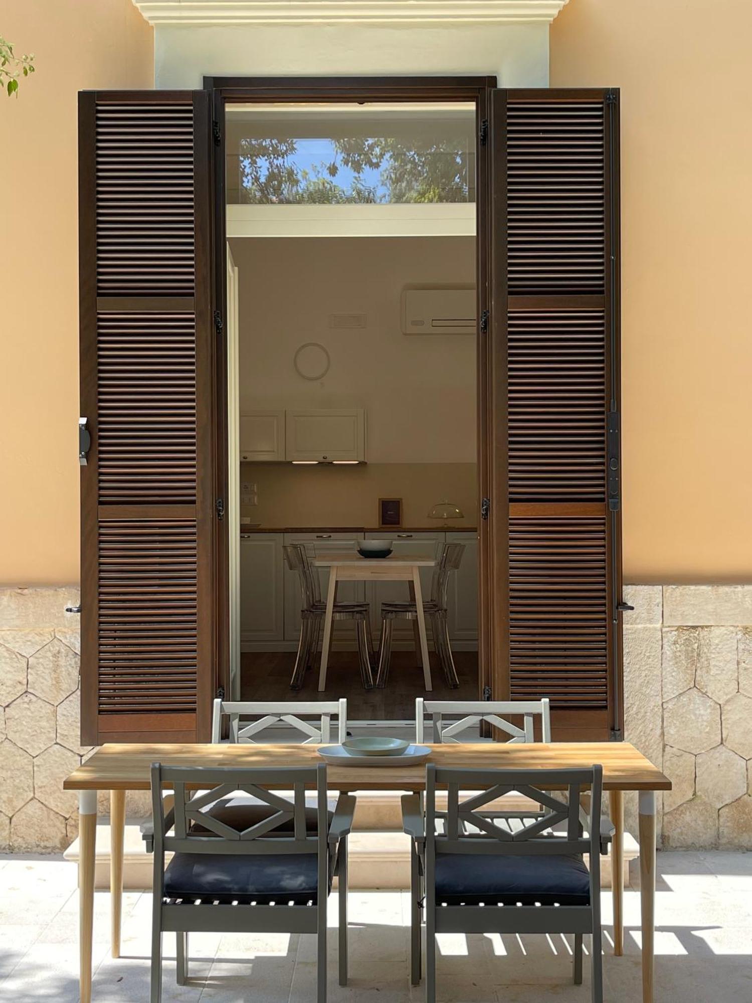 Palazzo Pitagora Hotel Taranto Exterior foto